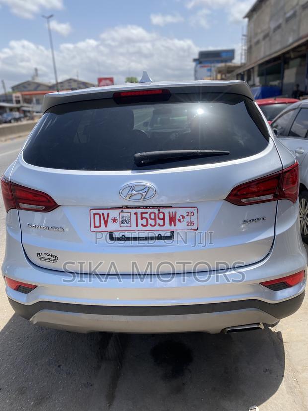 Hyundai Santa Fe 2017