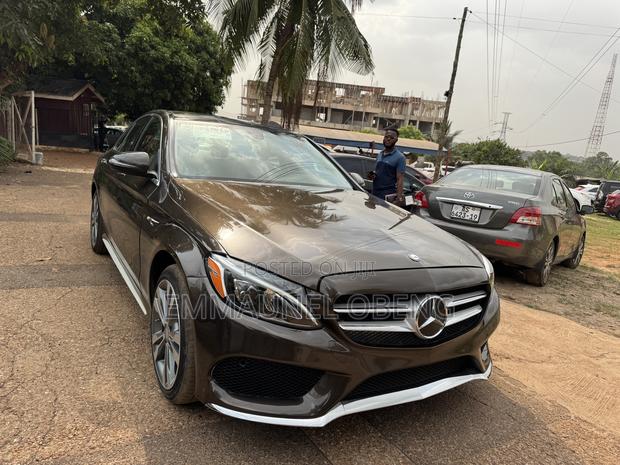 Mercedes-Benz C300 2017 Burgundy