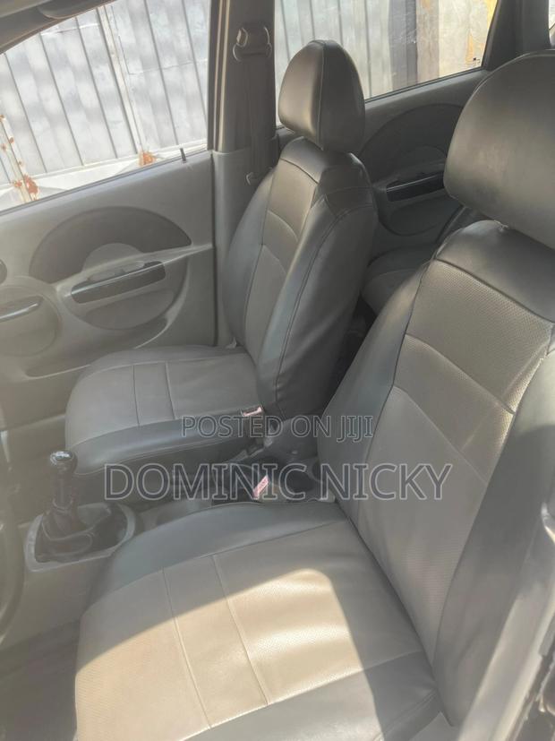 Chevrolet Aveo 2002 Black