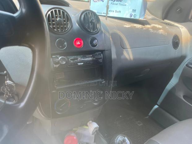 Chevrolet Aveo 2002 Black