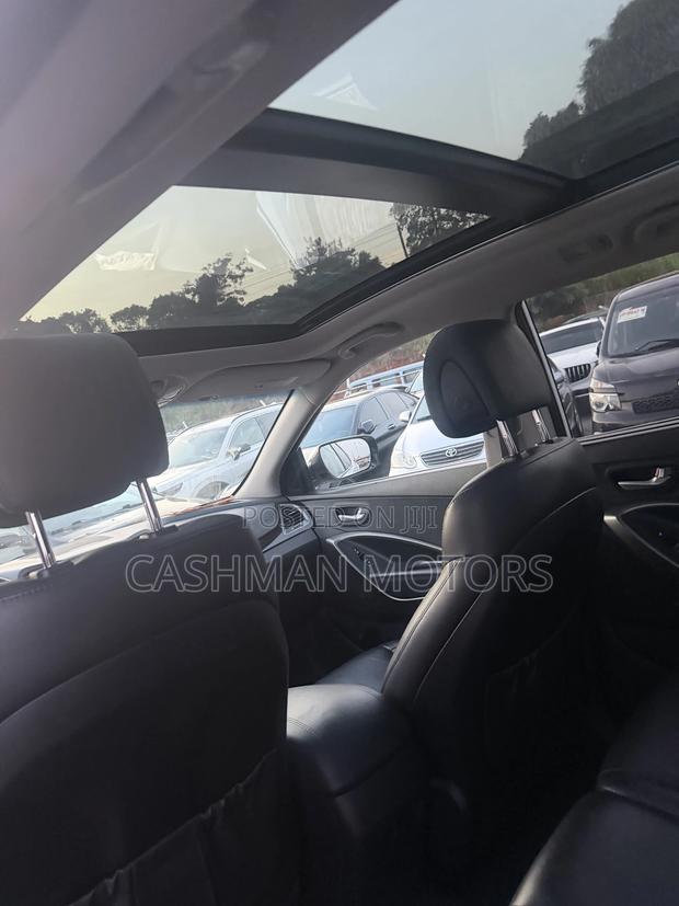 Hyundai Santa Fe Limited AWD 2016 White