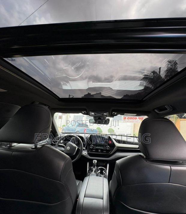Toyota Highlander XLE AWD 2023 Black