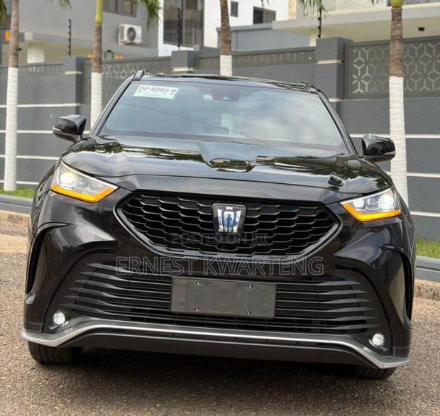 Toyota Highlander XLE AWD 2023 Black