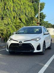 Toyota Corolla XSE 4dr Sedan (1.8L 4cyl CVT) 2017 White for sale