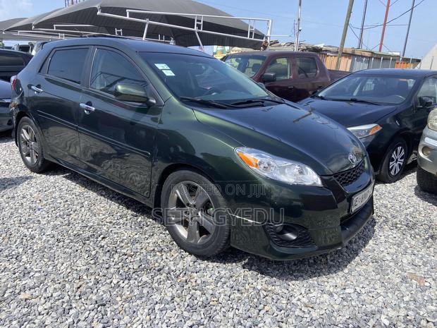 Toyota Matrix 2012 Green