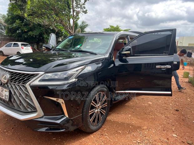 Lexus LX 570 2009 Black