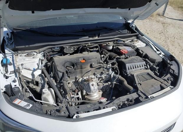 Honda Civic EX 2022 White