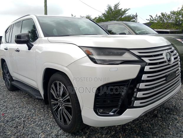 Lexus LX 600 2025 White