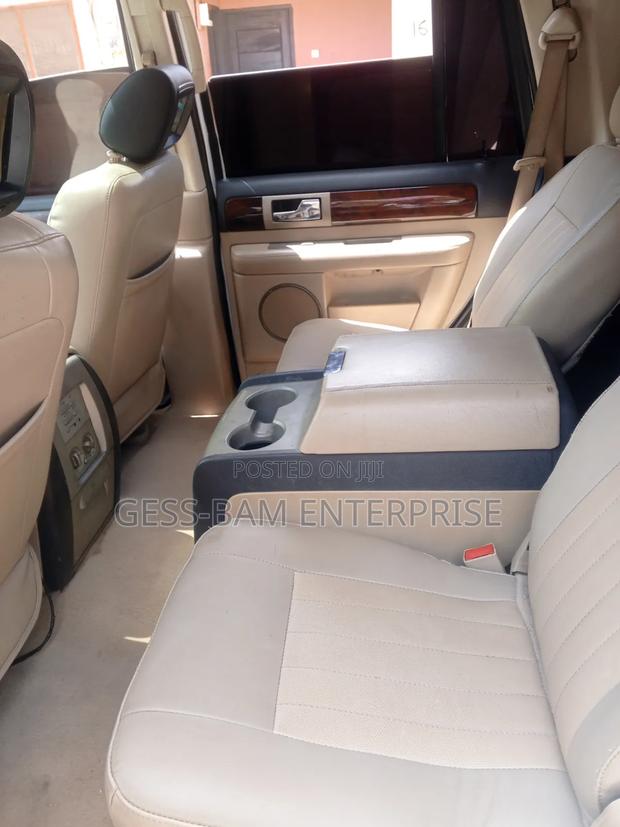 Lincoln Navigator L 4x4 2009 White