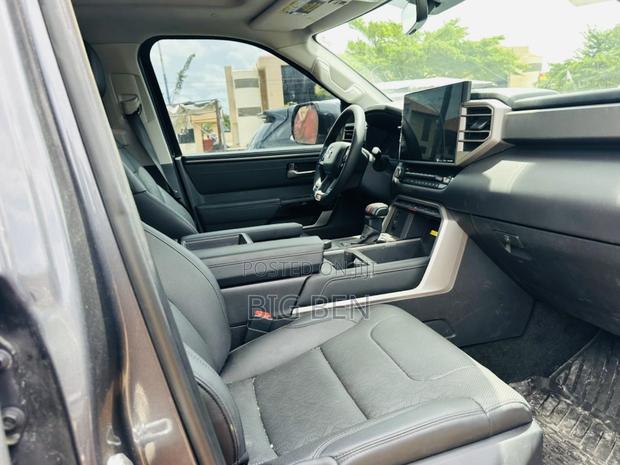 Toyota Tundra Limited CrewMax 6.5' Bed 2024 Gray