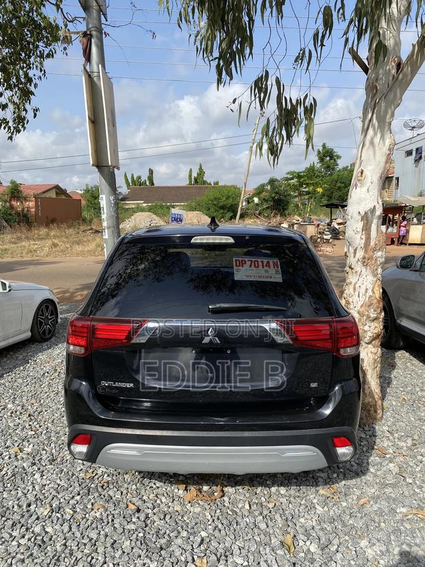 Mitsubishi Outlander SE FWD 2020 Black