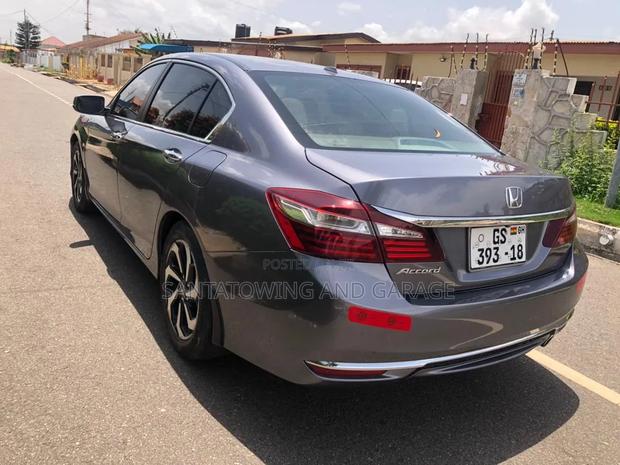 Honda Accord EX-L 4dr Sedan FWD (2.4L 4cyl 2A) 2016 Gray