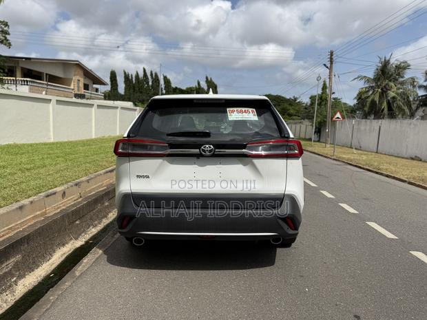 Toyota RAV4 Limited 2022 White