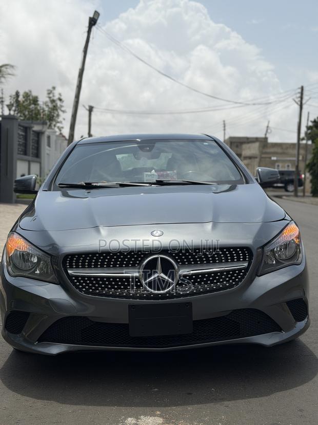 Mercedes-Benz CLA-Class 2016 Silver