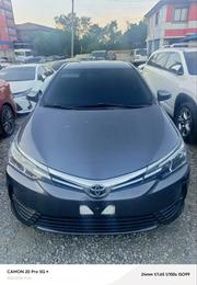 Toyota Corolla SE Special Edition 4dr Sedan (1.8L 4cyl CVT) 2017 Gray for sale