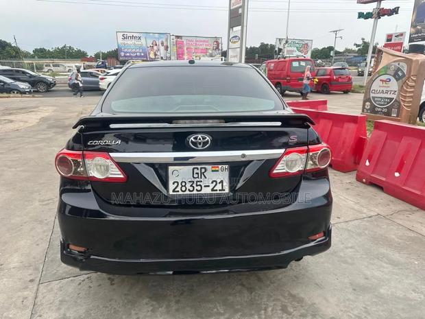 Toyota Corolla S 4dr Sedan (1.8L 4cyl 4A) 2012 Black