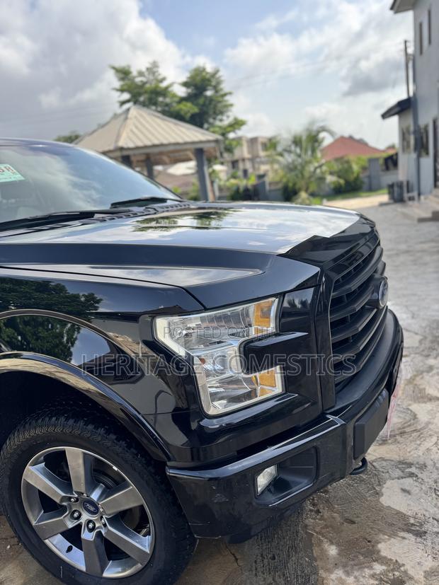 Ford F-150 XLT 4x4 SuperCab Styleside 6.5 ft. box 145 in. WB 2016 Black