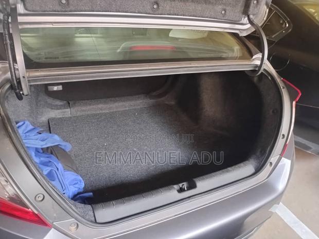 Honda Civic LX Hatchback 2020 Gray