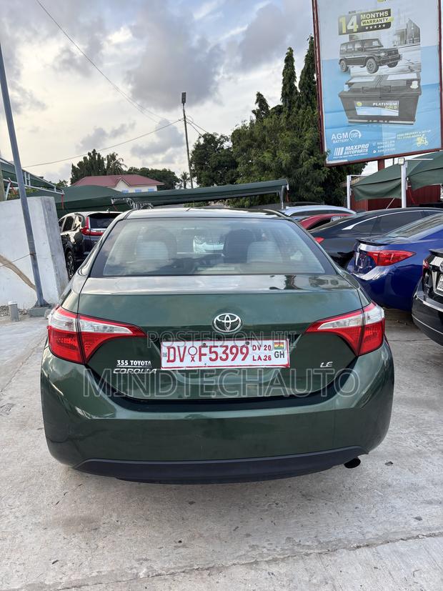 Toyota Corolla LE 4dr Sedan (1.8L 4cyl CVT) 2015 Green