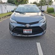 Toyota Corolla LE 4dr Sedan (1.8L 4cyl CVT) 2017 Gray for sale