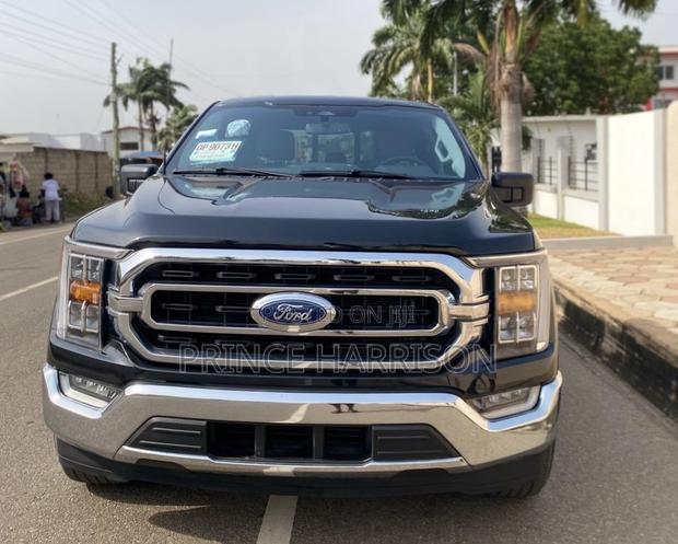 Ford F-150 LARIAT 2024 Black