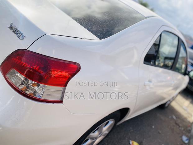Toyota Yaris 2012 White