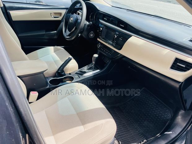 Toyota Corolla LE 4dr Sedan (1.8L 4cyl CVT) 2014 Black