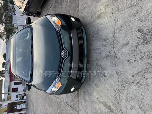 Toyota Corolla LE Eco 4dr Sedan (1.8L 4cyl CVT) 2015