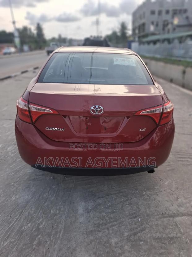 Toyota Corolla LE Eco (1.8L 4cyl 2A) 2018 Red