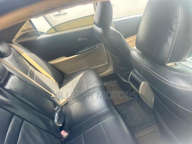 Toyota Camry LE 4dr Sedan (2.5L 4cyl 6A) 2013