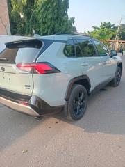 Toyota RAV4 2022 White for sale
