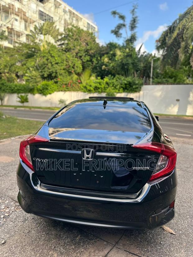 Honda Civic Touring 4dr Sedan (1.5L 4cyl) 2017 Black