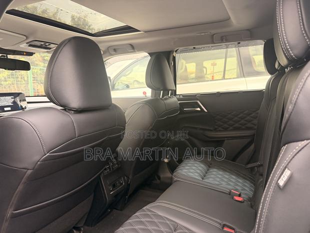 Mitsubishi Outlander SE Special Edition 2023 Silver