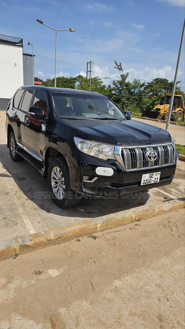 Toyota Land Cruiser Prado 2.7 2017 Black