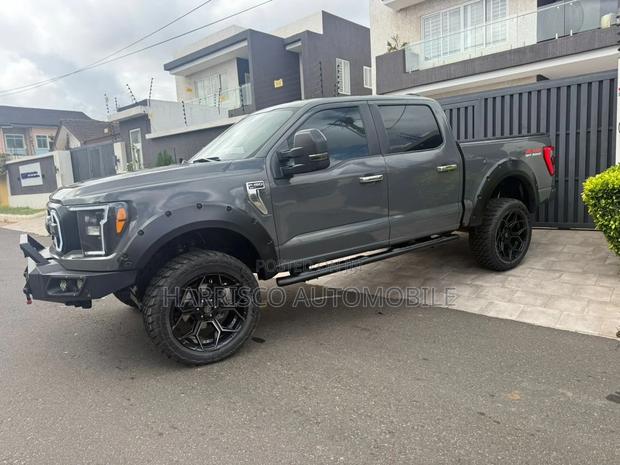 Ford F-150 2021 Black