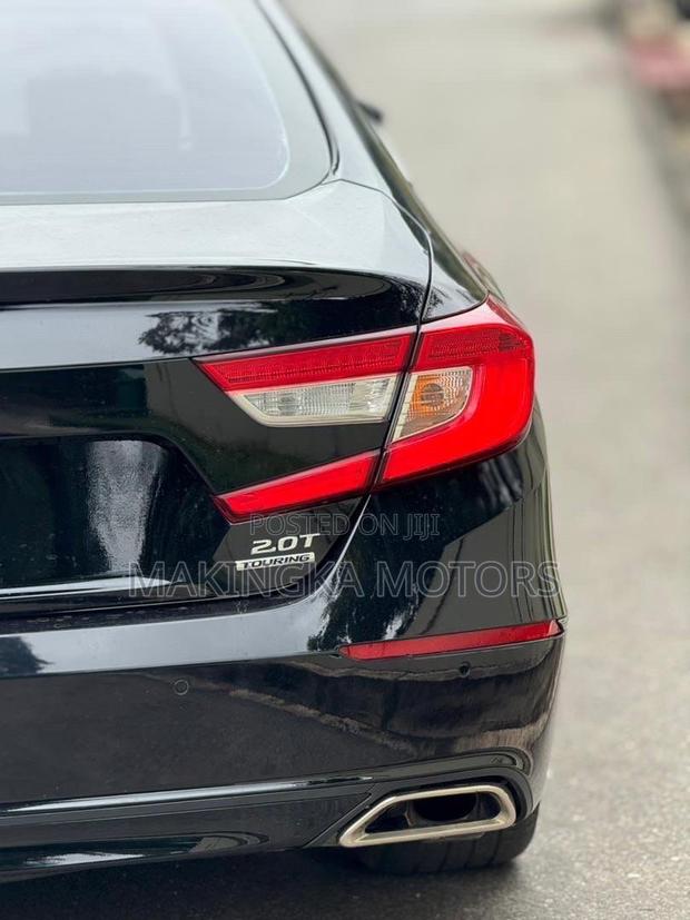 Honda Accord Touring 2.0T 2020 Black