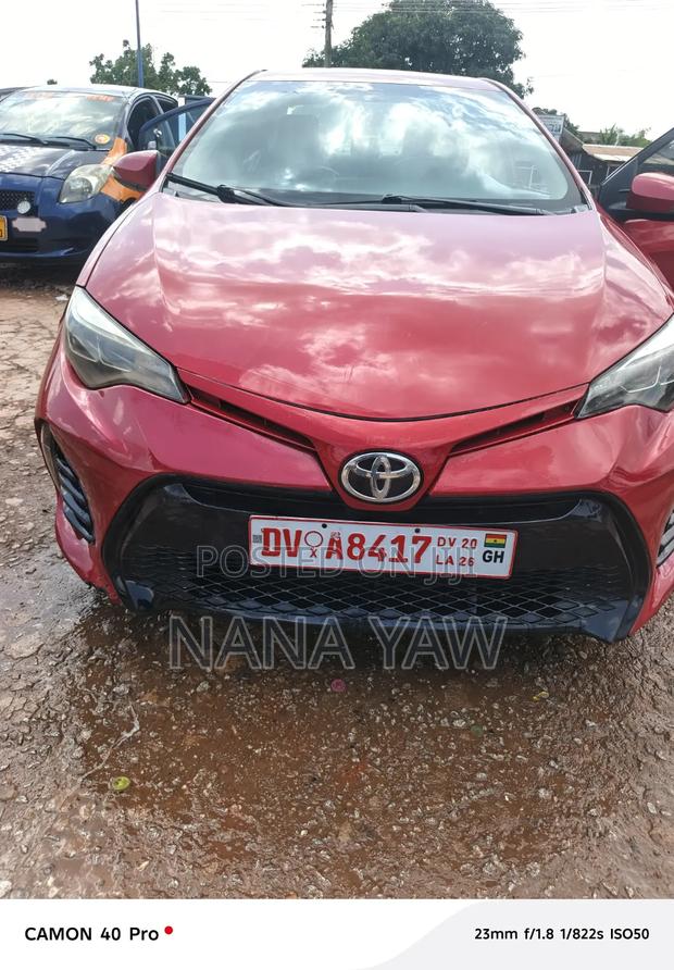 Toyota Corolla LE 4dr Sedan (1.8L 4cyl CVT) 2014 Red