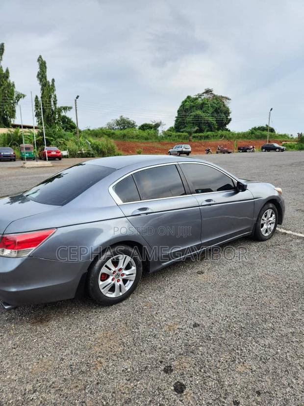 Honda Accord 2012 Gray
