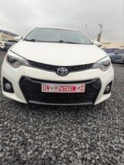 Toyota Corolla S Premium 4dr Sedan (1.8L 4cyl CVT) 2015 White for sale