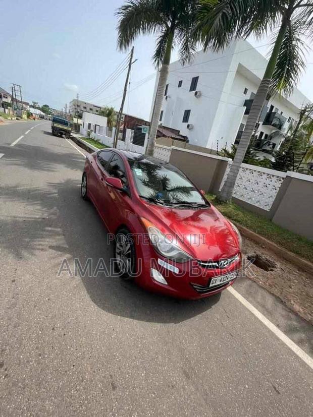 Hyundai Elantra GLS Sedan FWD (1.8L 4cyl 6A) 2013 Red