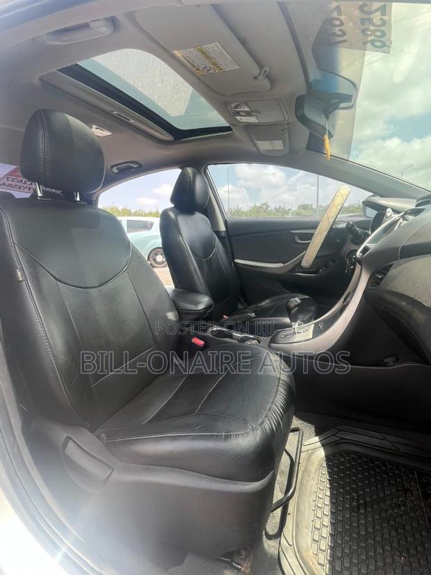 Hyundai Elantra GLS Sedan FWD (1.8L 4cyl 6A) 2013 Silver