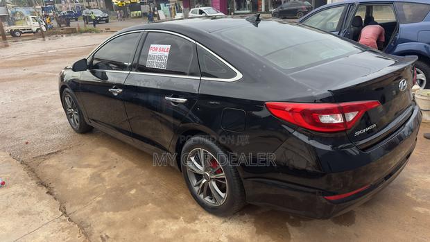 Hyundai Sonata Limited 2.0T Seban (2.0L 4cyl 6A) 2017 Black