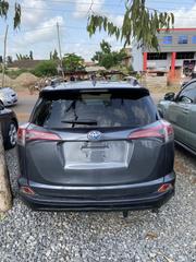 Toyota RAV4 XLE 4dr SUV AWD (2.5L 4cyl 6A) 2018 Gray for sale