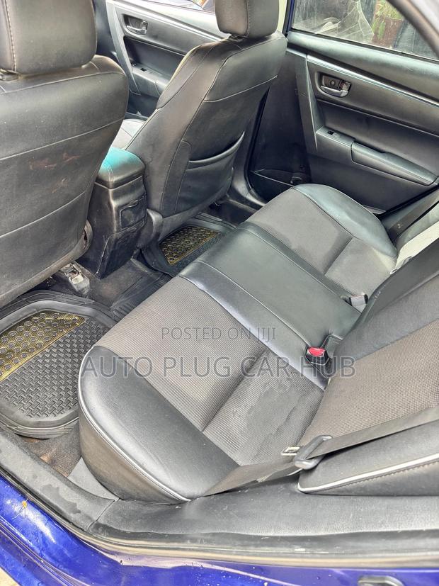Toyota Corolla 2015 Blue
