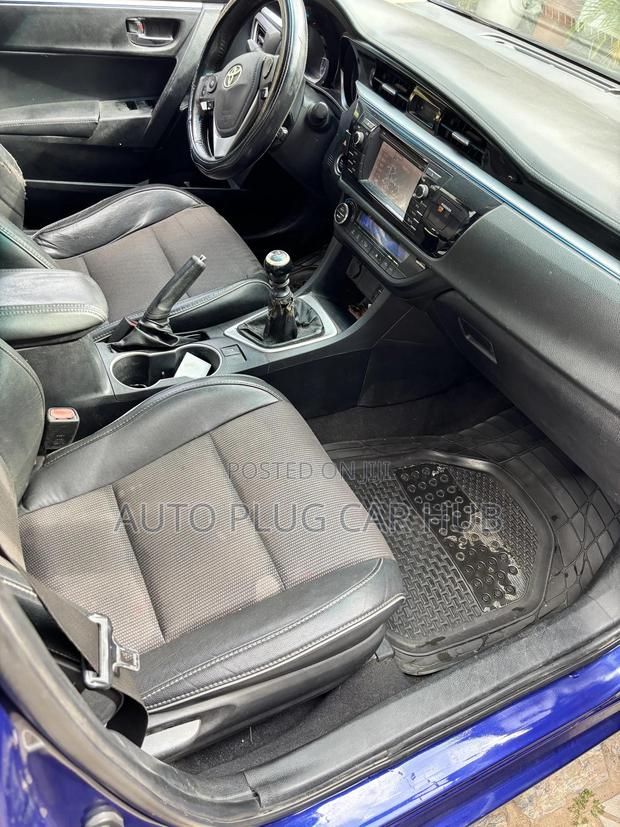 Toyota Corolla 2015 Blue