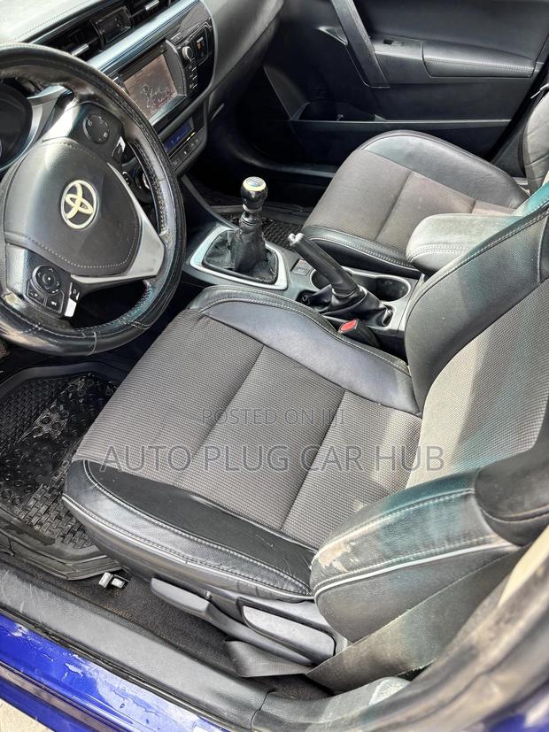 Toyota Corolla 2015 Blue
