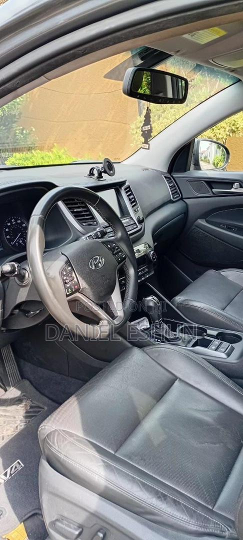Hyundai Tucson Limited AWD 2018 Gray