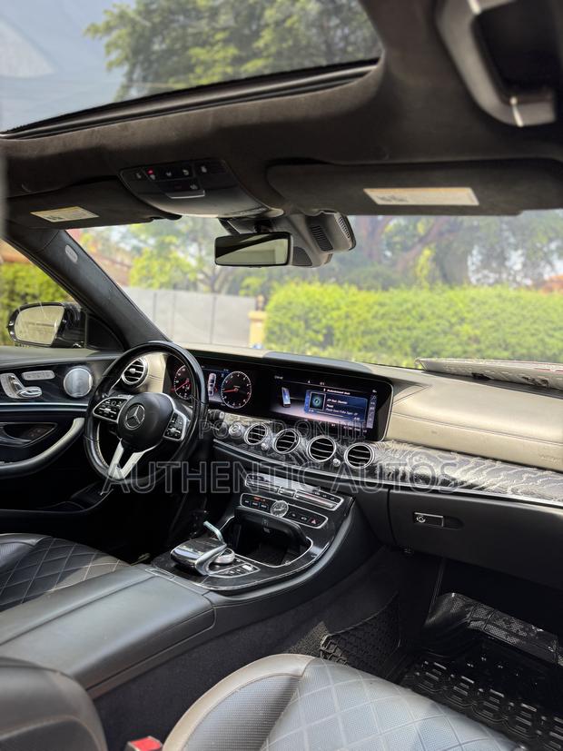Mercedes-Benz E450 A238 4MATIC 2019 Black