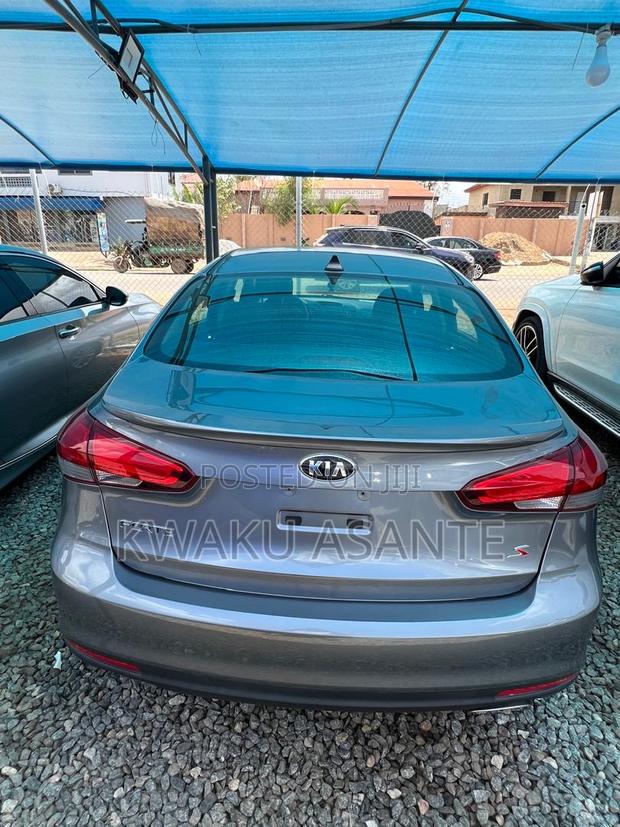Kia Forte 2017 Gray