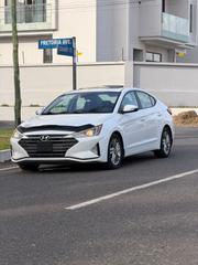 Hyundai Elantra 2019 White for sale
